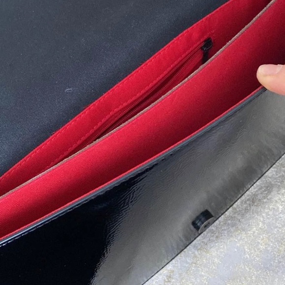 ALDO black purse with red interior - Picture 2 of 3